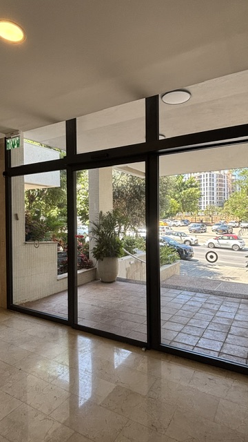 דלת הזזה אוטומטית חד כנפית